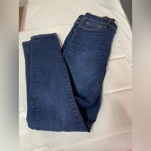 Gap True Skinny Jeans